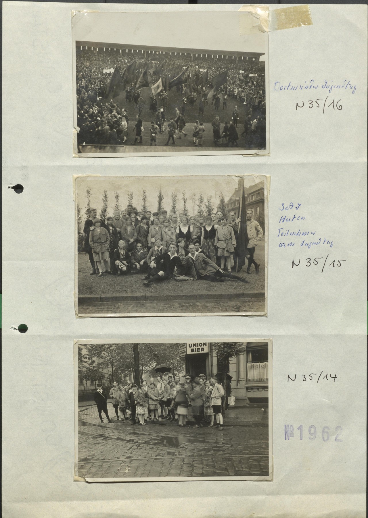 Abb. 7: AAJB, Fotosammlung, 02/1794 SAJ Herten: auf dem Jugendtag in Dortmund 1928.