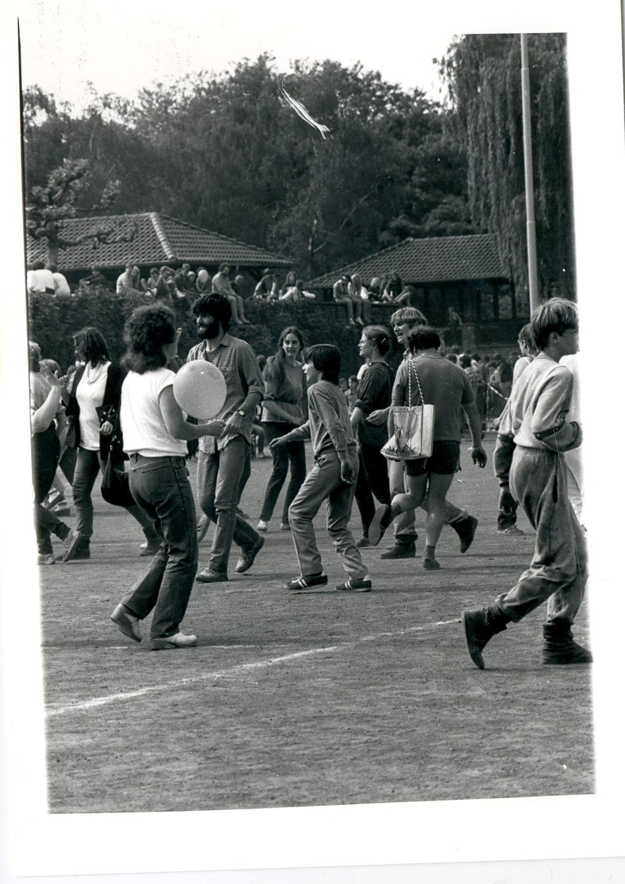 Abb. 10: AAJB, Fotosammlung, 10_89_15: Arbeiterjugendtag Dortmund 1984, Fotografen: Reiner Ciesla, Heinrich Eppe.