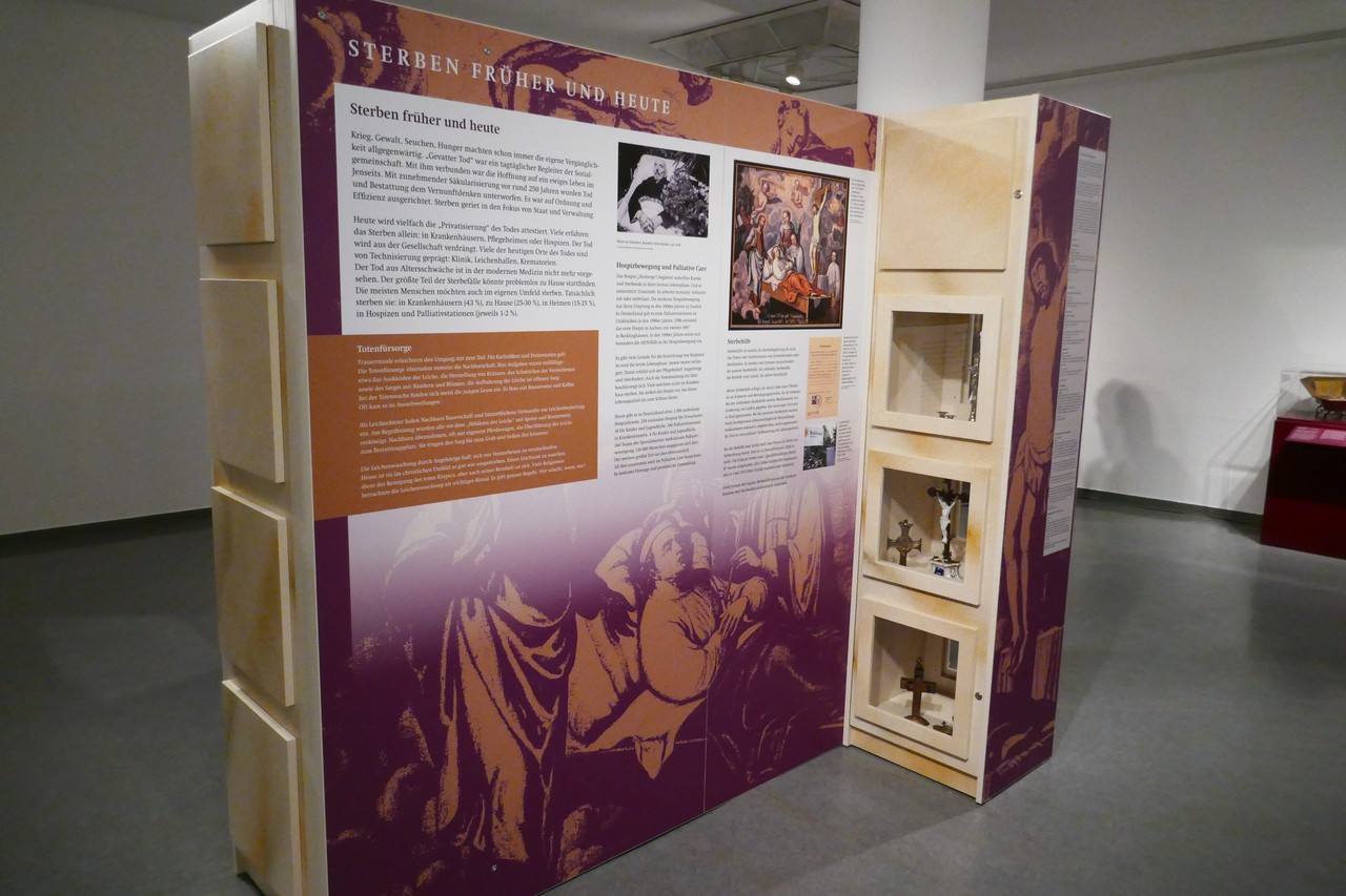 Einblick in die Ausstellung - Einführung.