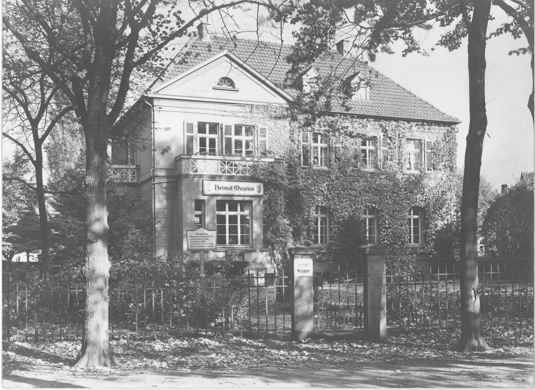 Der „Verein für Heimatkunde“ kaufte 1931 das Haus Unter den Linden 12. Foto: Städtisches Museum Herford.