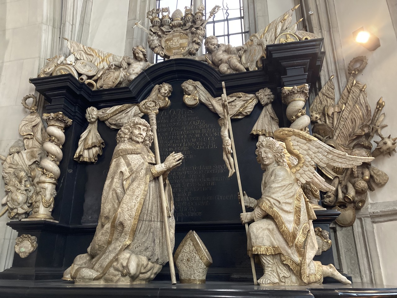 Grabmal Bernhard von Galens im Dom zu Münster.