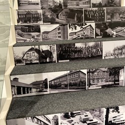 Treppenstufen als Bildträger. (vergrößerte Bildansicht wird geöffnet)