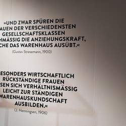 vergrößerte Bildansicht wird geöffnet