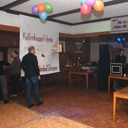 Das „Knüppeln“ beginnt. Foto: Andreas Eiynck. (vergrößerte Bildansicht wird geöffnet)