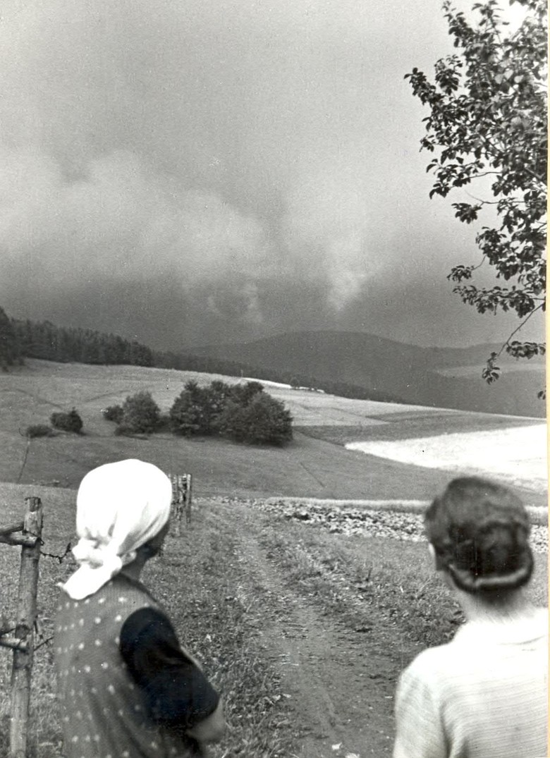 Zieht etwa ein Gewitter auf? (Foto: Rudolf Lindemann, Archiv für Alltagskultur, 0000.S3295.)