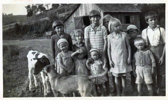 Kinder westfälischer Siedler in Brasilien, Archiv für Alltagskultur in Westfalen, WHB F 1.3.139.