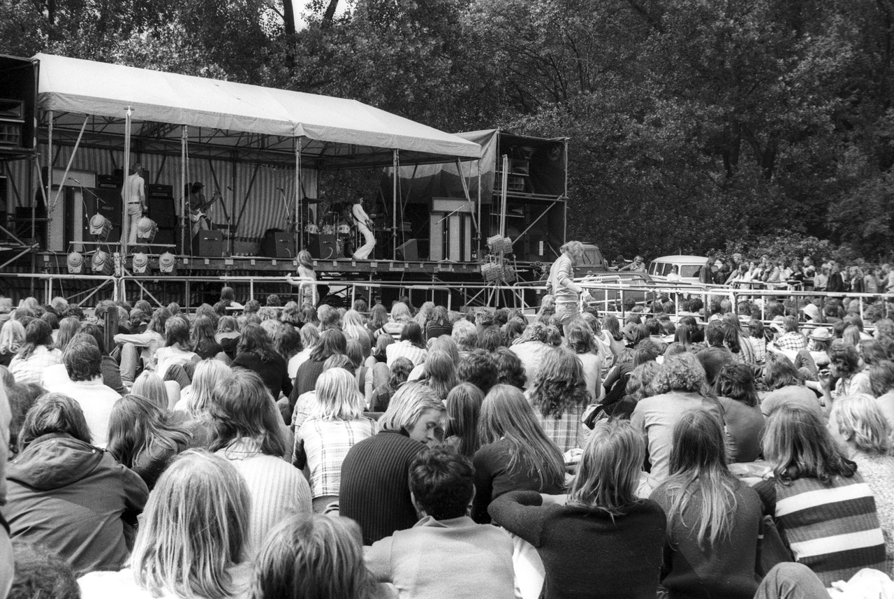 Pop-Festival Nähe Kemnader Brücke, Bochum-Stiepel, 27. Juli 1974, Nr. 05519-07, Stadt Bochum, Bildarchiv.