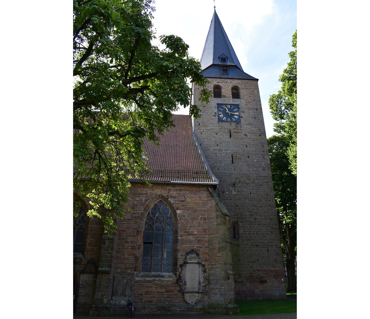 Kirche in Lübbecke. Foto: Sebastian Schröder.