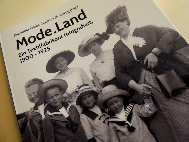 Publikation "Mode.Land. Ein Textilfabrikant fotografiert, 1900–1925"