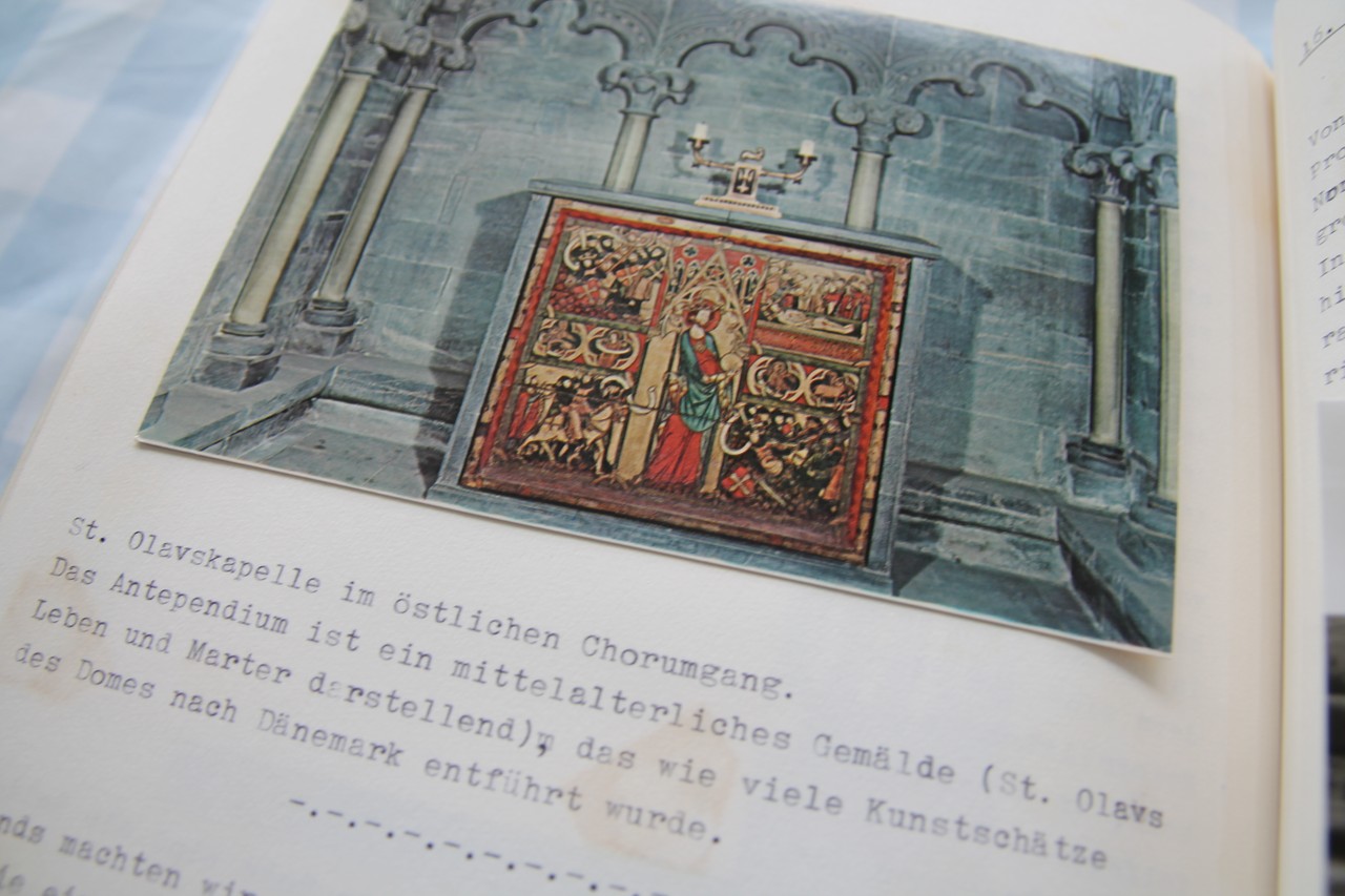 Postkarte der St. Olavskapelle in Hedwig Kruses Reisetagebuch. Foto: Andreas Floyd.