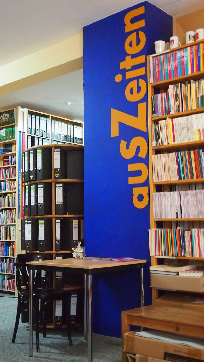 Blick auf das Archiv ausZeiten (Foto: Aleksandra Stojanoska).